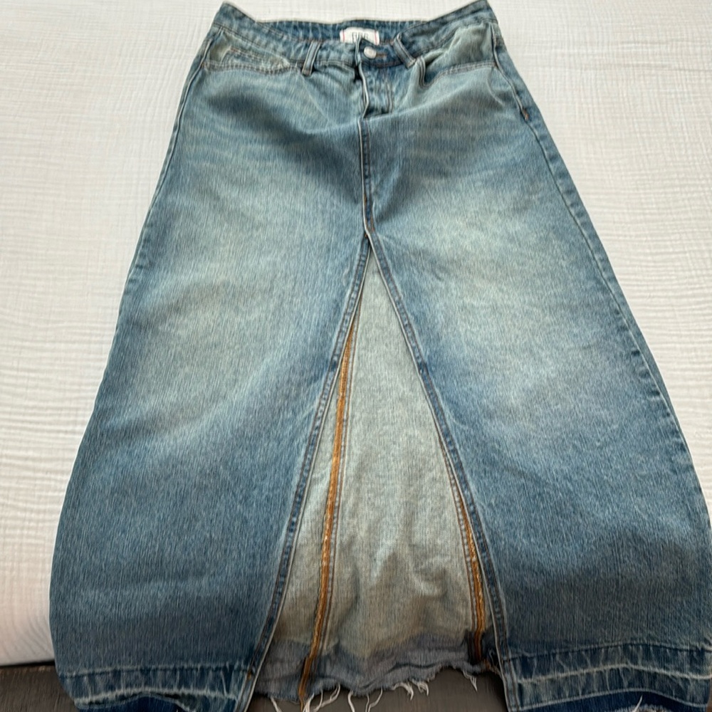 Urban Outfitters BDG denim maxi skirt with slit size Medium